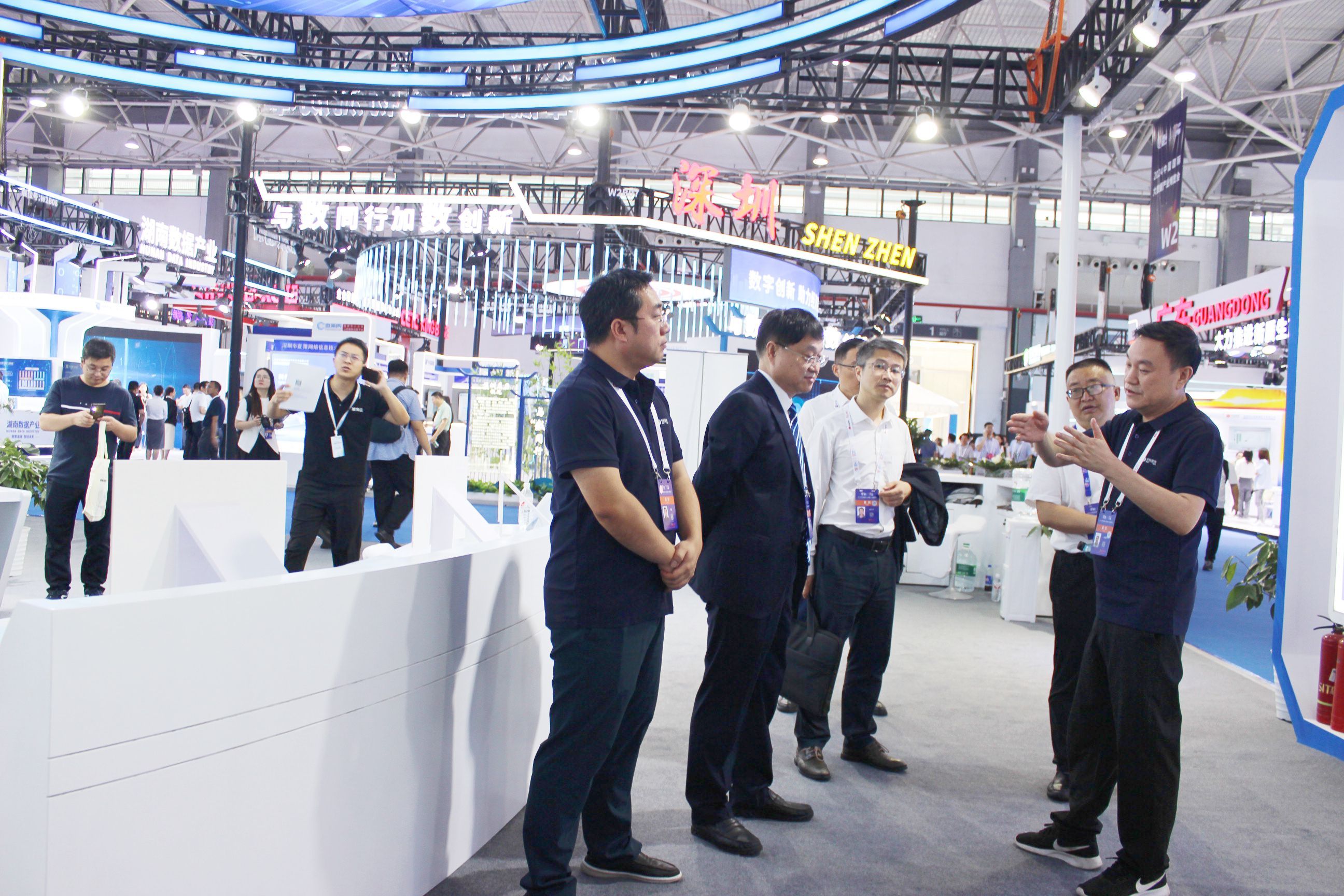 科技重构效能 服务创造品质  “中科智源”物流场景AI大模型成功发布